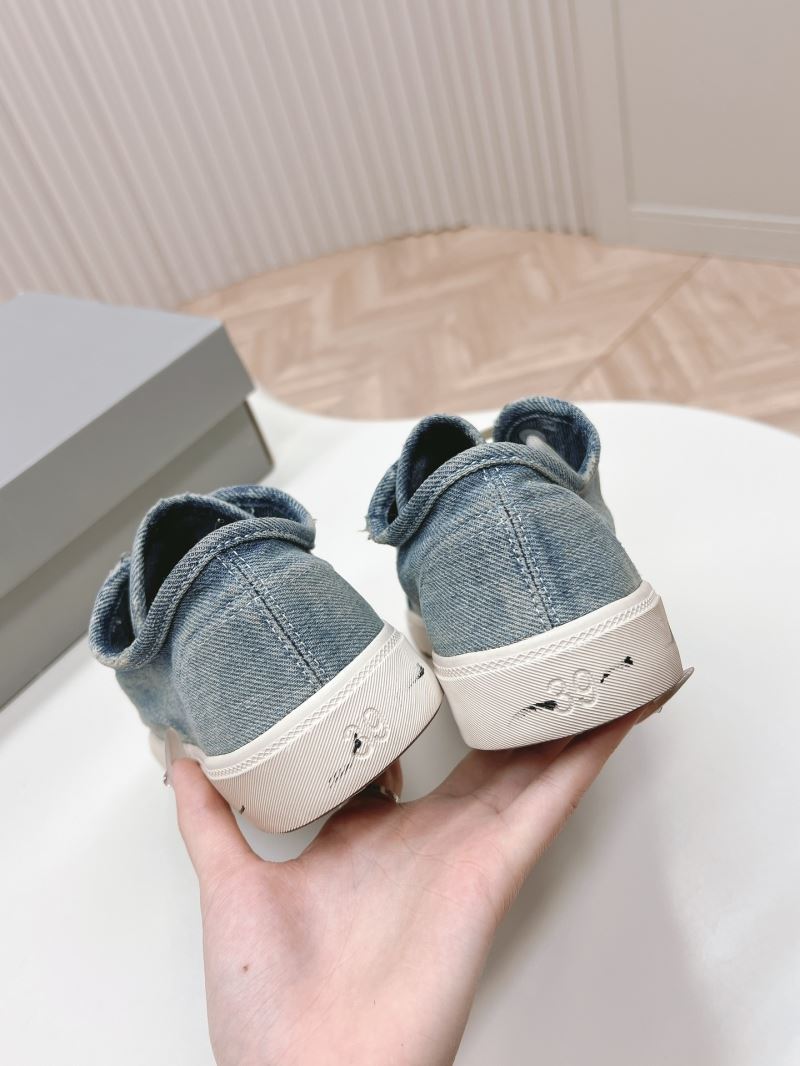 Balenciaga Low Shoes